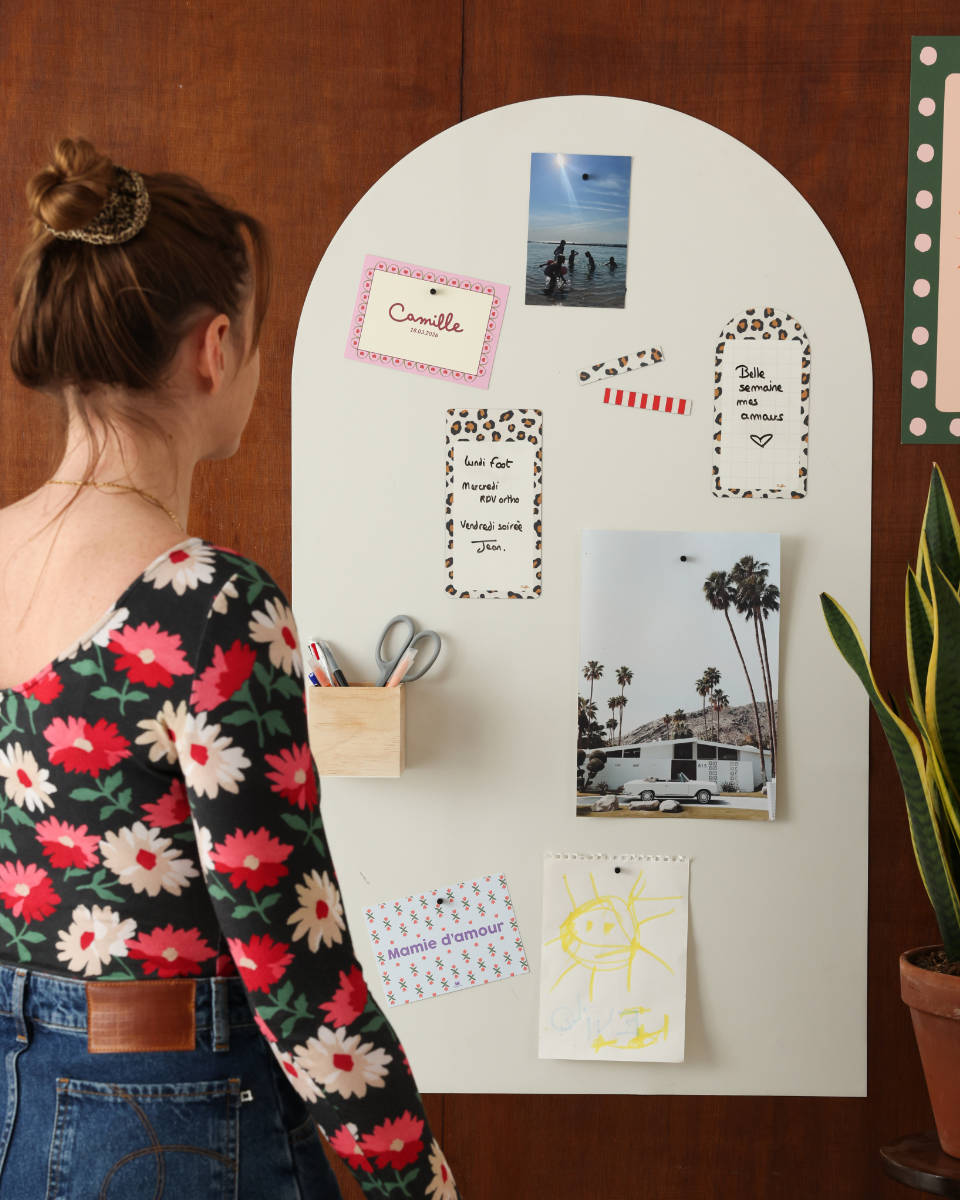 Ferflex magnetic arch-shaped board 100 x 58 cm