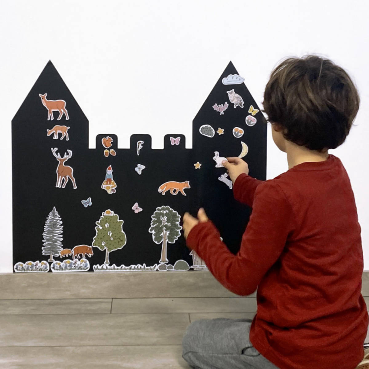 Ferflex Magnetic Board Set incl. 13 Colorful Geometric Magnets