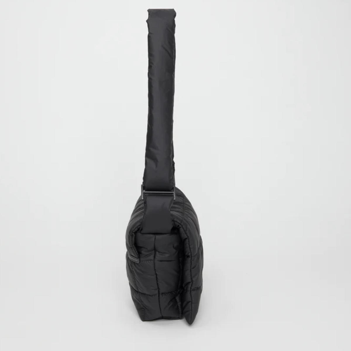 VeeCollective Porter Messenger Bag