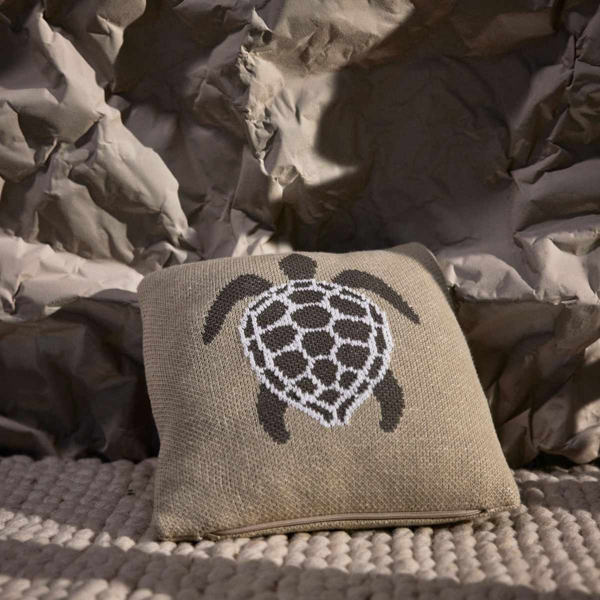 Quax knitted pillow 30 x 30 cm