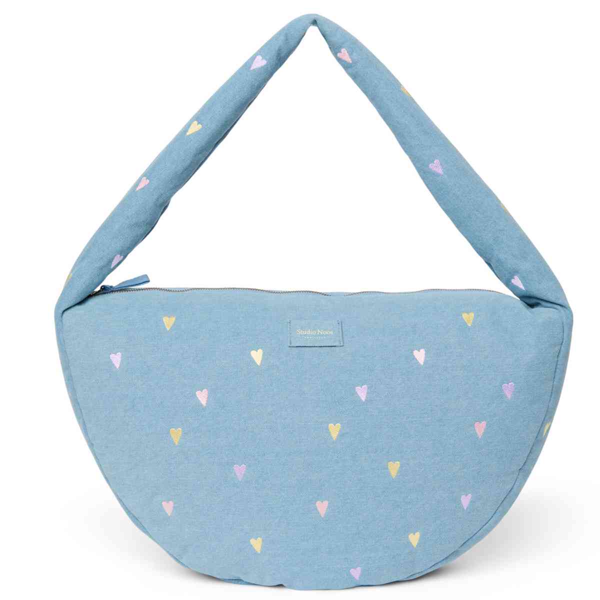 Studio Noos Tasche in Hellblau mit Herzmuster - Vorderansicht