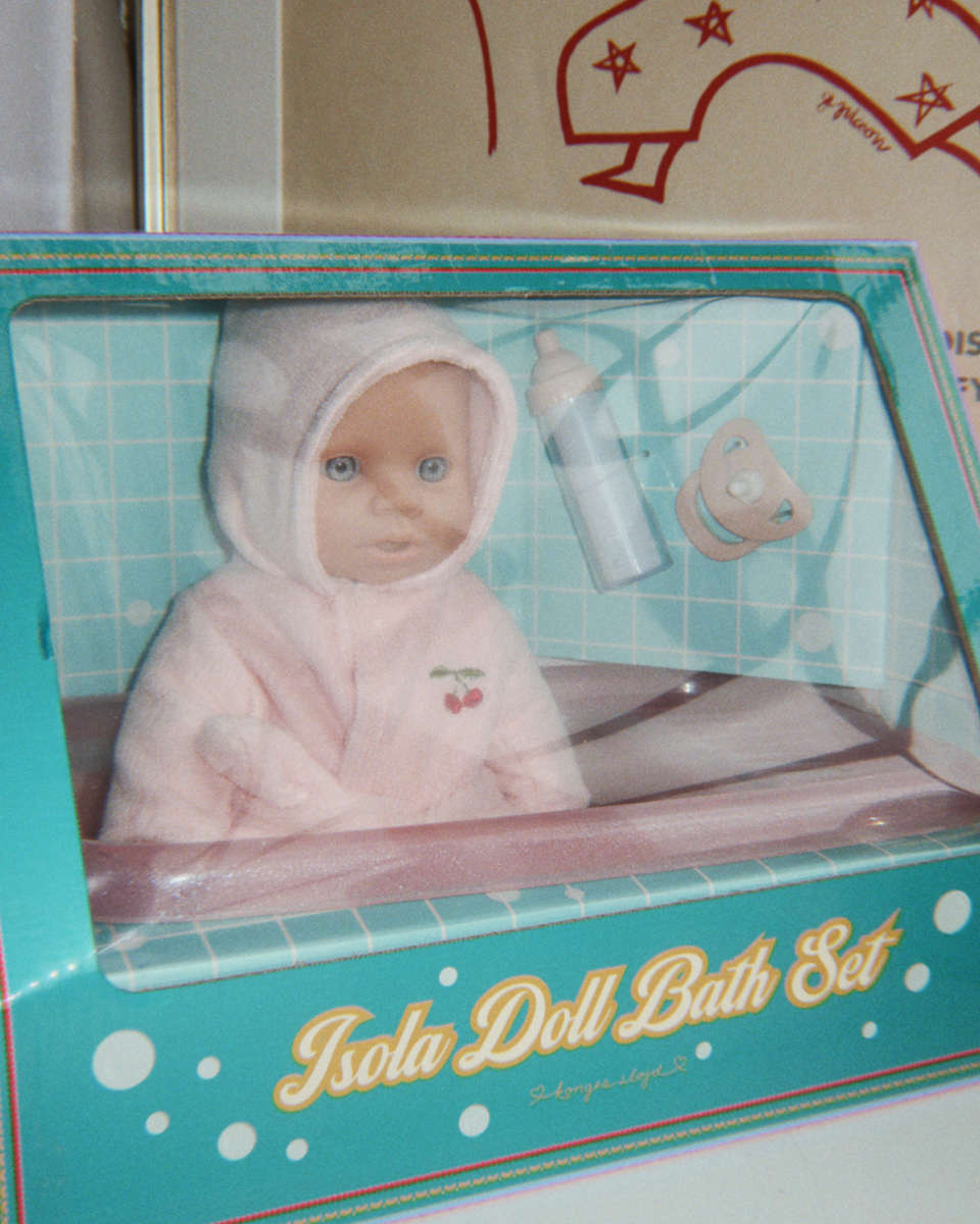 Konges Sløjd Isola Doll Bath Set – with Baby Doll, Bathtub & Accessories