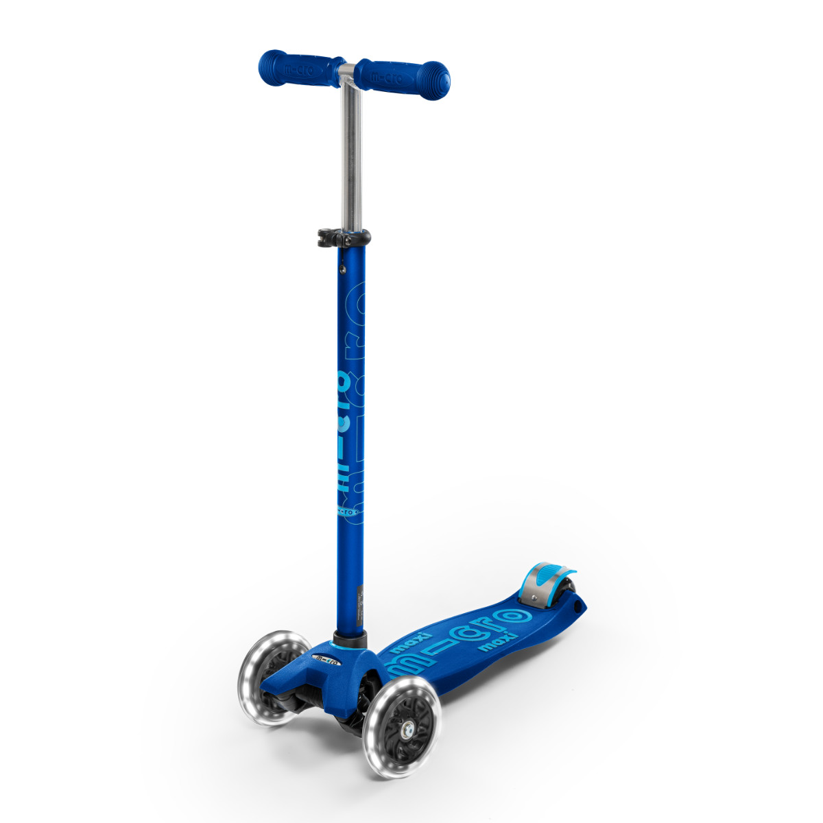 Maxi Micro Deluxe with LED Wheels