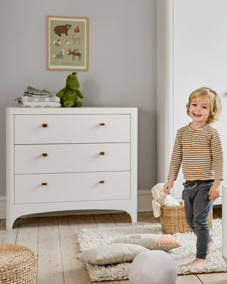 Leander Classic dresser with 3 drawers