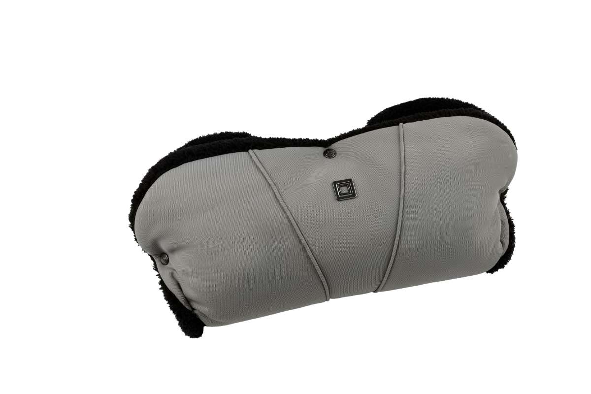 Moon Handmuff Collection 2022