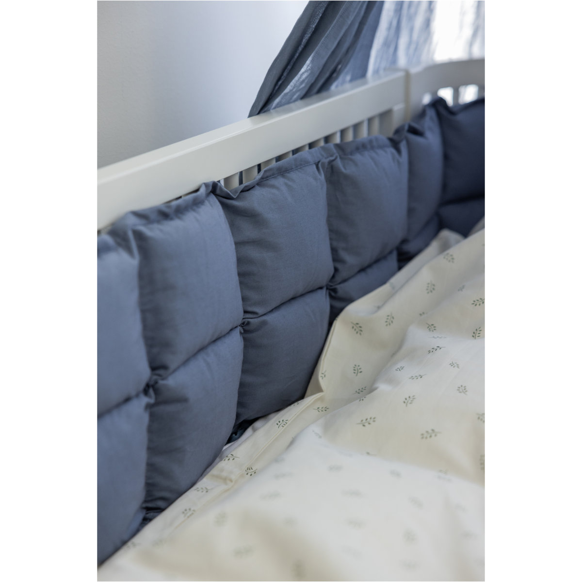 Sebra bed surround with kapok filling, 360 x 26 cm