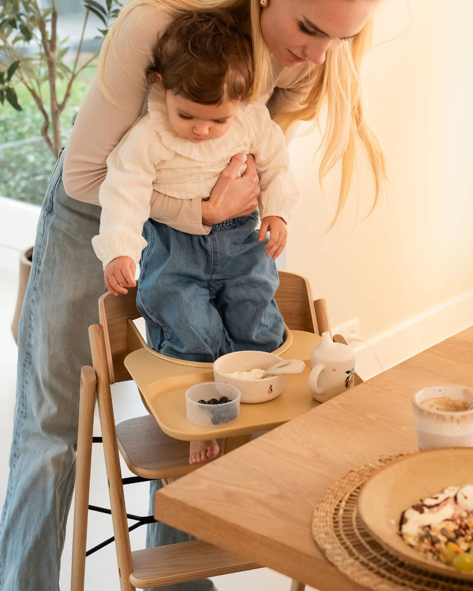 KAOS Klapp high chair made of wood, foldable