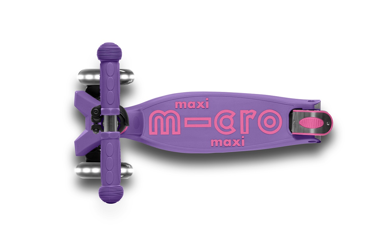 Maxi Micro Deluxe Foldable with LED Wheels