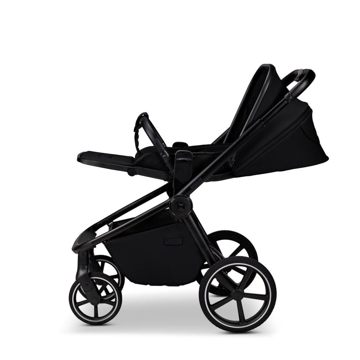 Moon ReSea 2.0 Stroller Set 3 in 1 including Moon COSMO 2.0 Car Seat