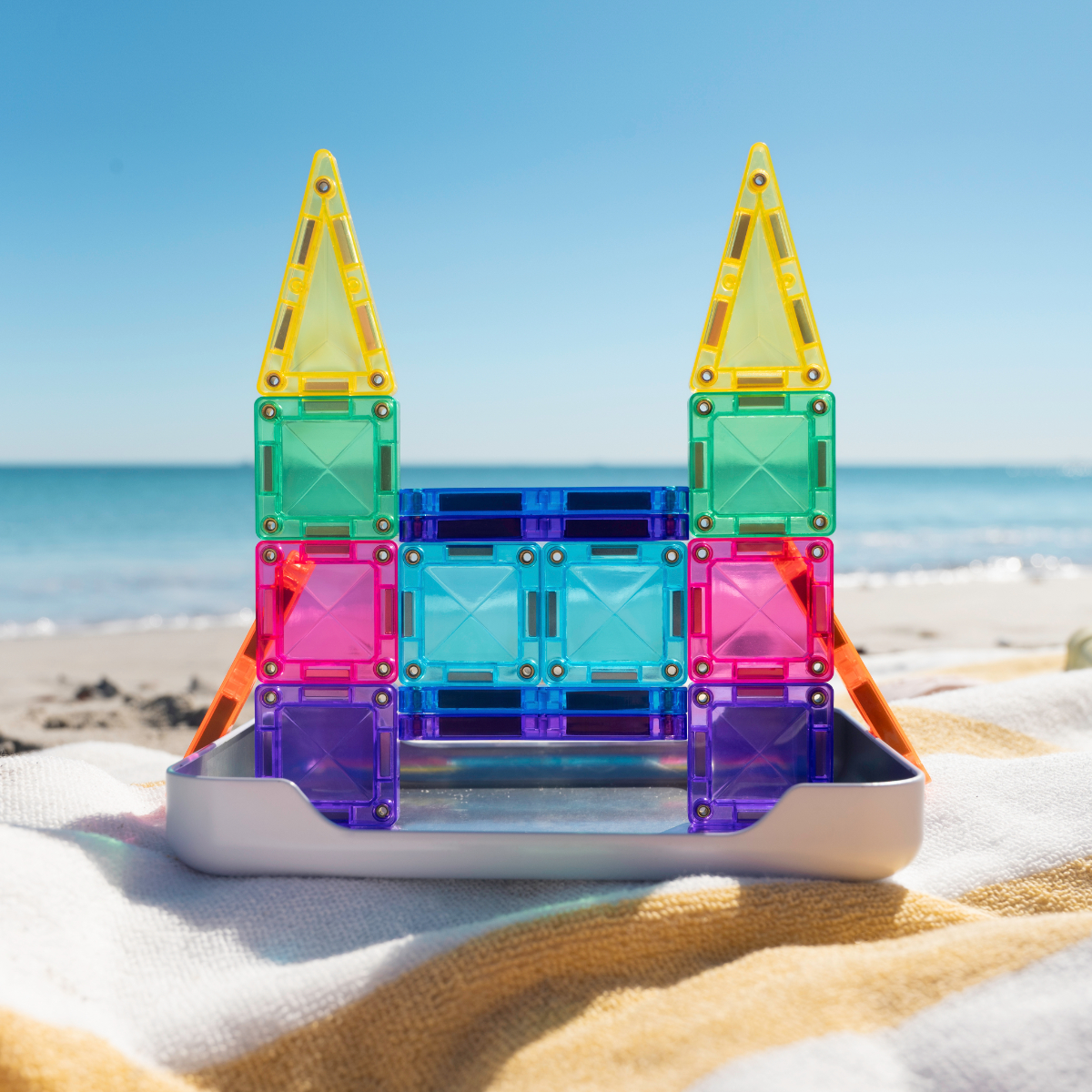 Connetix Magnetic Tiles Travel Mini Pack – 32 Pieces