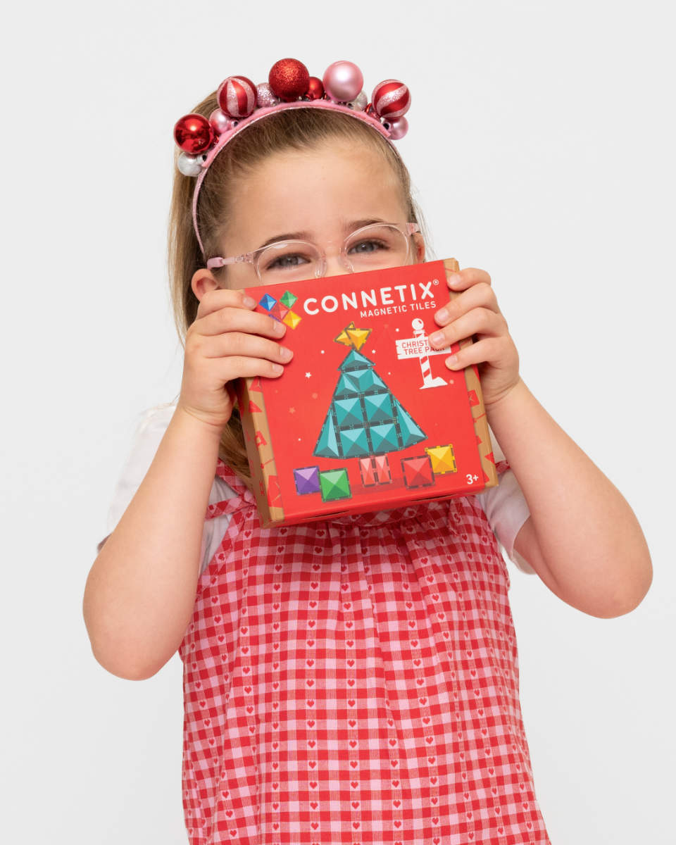 Connetix Magnetic Tiles Christmas Tree Set – 16 Pieces