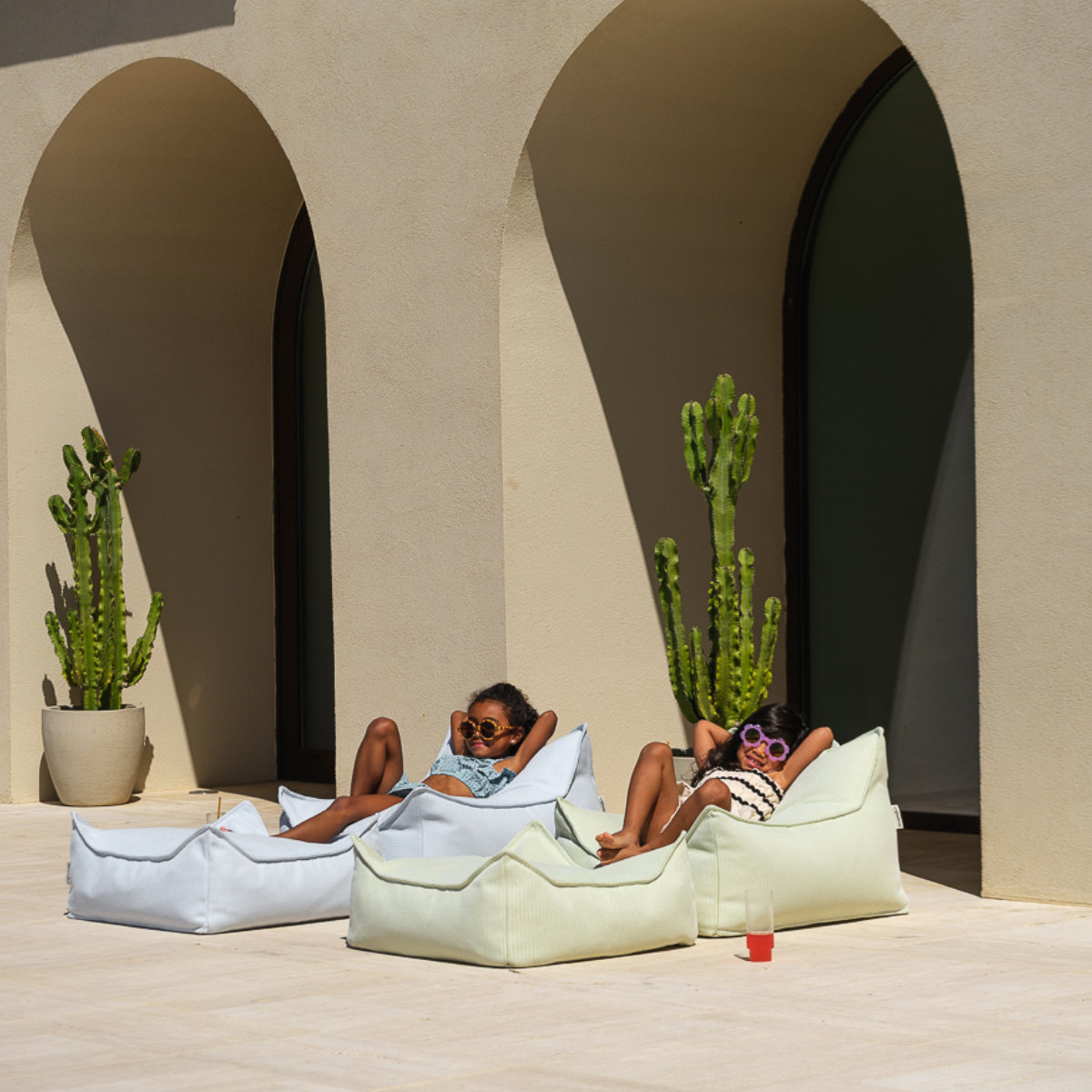 Wigiwama Sitzsack Sessel & Ottoman Square Bundle