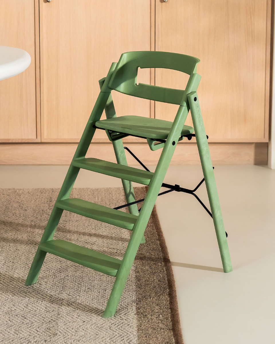 KAOS Klapp High Chair made of 100% Recycled Plastic, Foldable