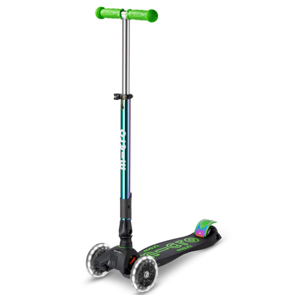 Maxi Micro Deluxe Foldable with LED Wheels