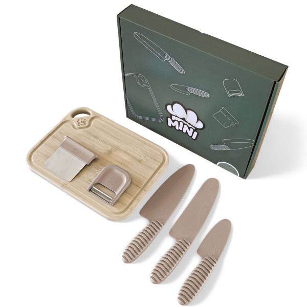 MINI Family Küchenset für Kinder (Messer, Sparschäler, Hacker & Schneidebrett )